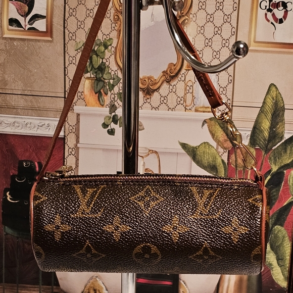 Louis Vuitton Monogram Mini Papillon Barrel Bag with COA - Picture 10 of 16